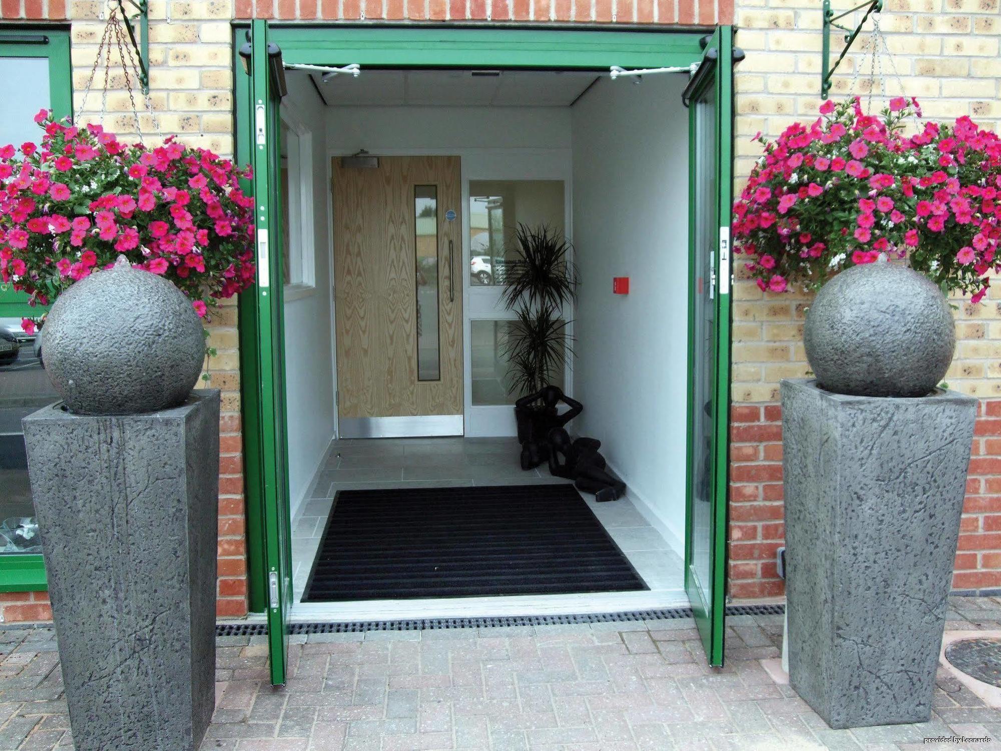 Western Bentley Hotel, Leisure Club &